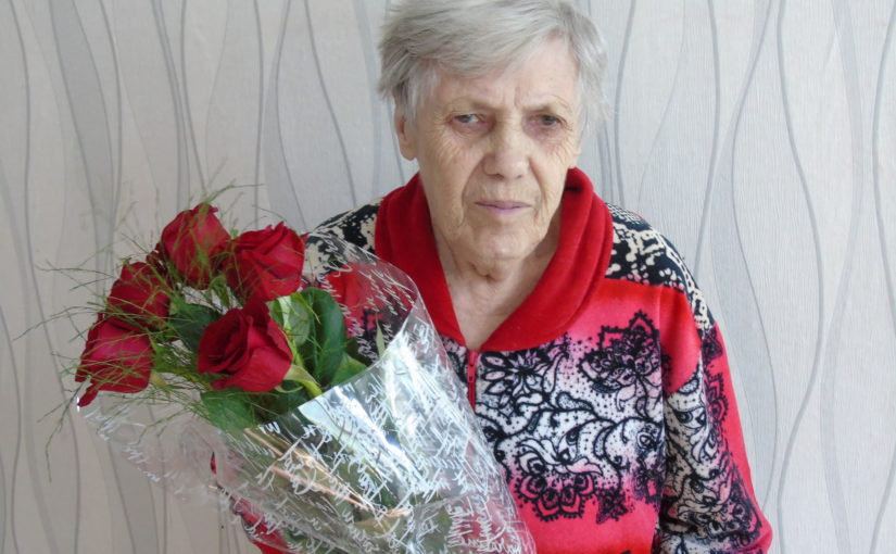 Поздравление с 80-летним юбилеем приняла жительница города Нариманов