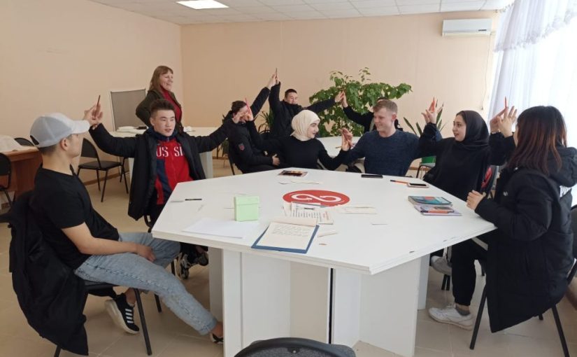 Студенты Наримановского района приняли участие в профориентационном мероприятии «Успешная юность»