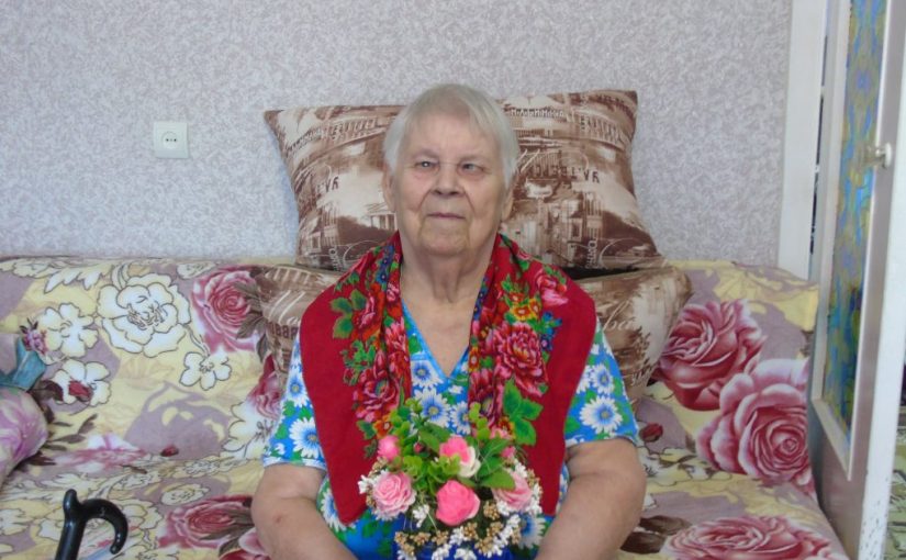 Жительница города Нариманов отметила свой 85-летний юбилей