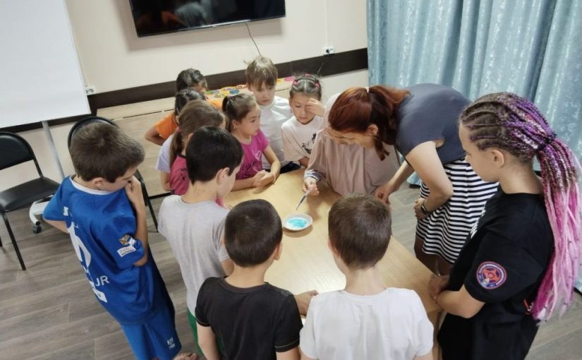В КЦСОН Наримановского района прошел день опытов и экспериментов