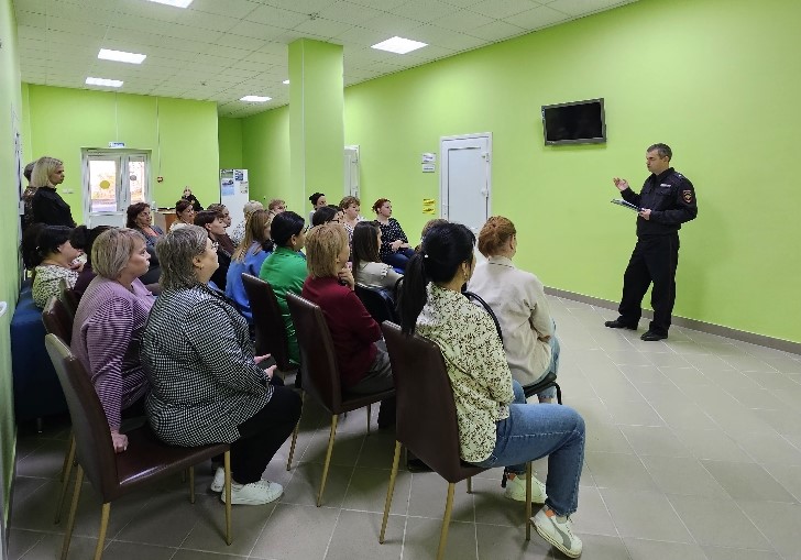 Специалисты социальной сферы приняли участие в антитеррористическом занятии